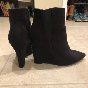 Wedge black booties